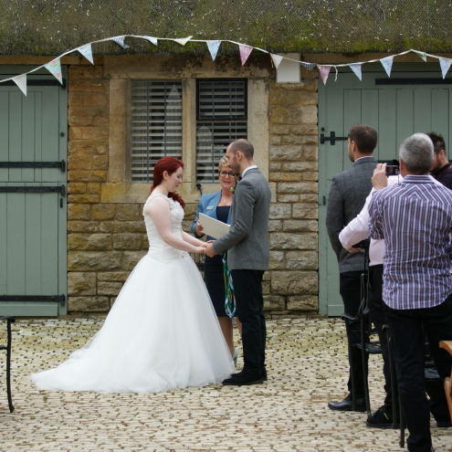 Conduct your Wedding Ceremony, Outdoor Wedding Ceremony, Rebecca Waldron, Civil Celebrant, White Rose Ceremonies