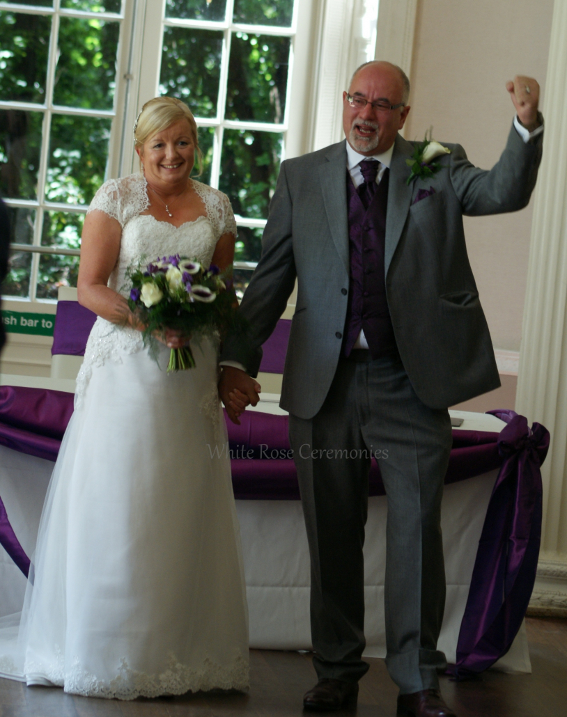 #whiteroseceremonies #rebeccawaldron #celebrant #colwickhall