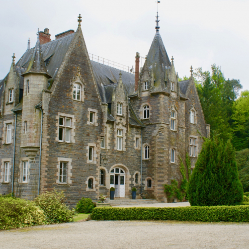 Chateau du Val, Brittany, France, White Rose Ceremonies, Wedding, Wedding Ceremony, Wedding Blessing, Celebrant
