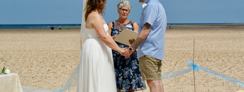 Beach Ceremony, Rebecca Waldron, White Rose Ceremonies, Celebrant