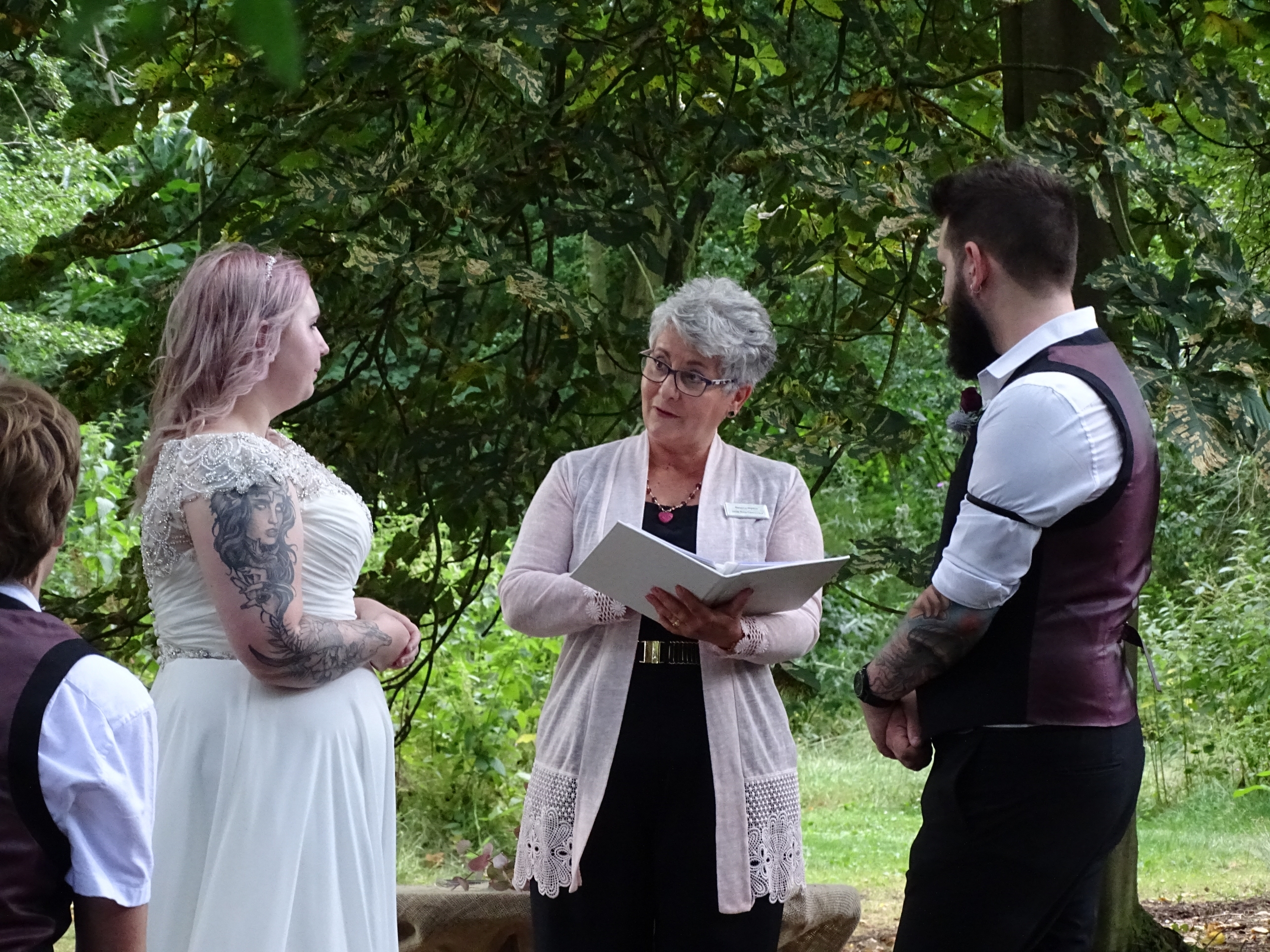 Perfect ceremony location, White Rose Ceremonies, Celebrant Wedding Woodland Ceremony, perfect ceremony location, White Rose Ceremonies